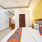 Fabhotel The Kings Plaza