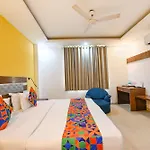 Fabhotel The Kings Plaza